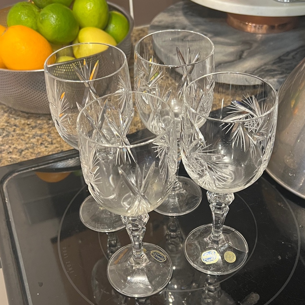 Crystal Wine Glass Set
